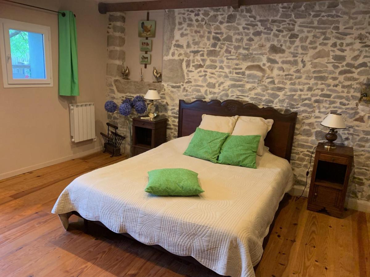 Bed and Breakfast L Entre Deux Champcey Екстер'єр фото